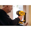 Clavadora 20V XR dewalt DCN680B
