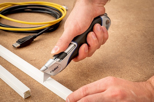 [10892-16226] Cuchillo Cortante Retráctil DAHLE 10892 Metálico Tamaño 18,5 cm.